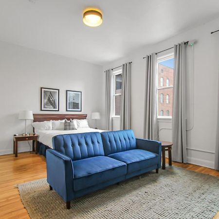 Library Square Suites 톨레도 외부 사진