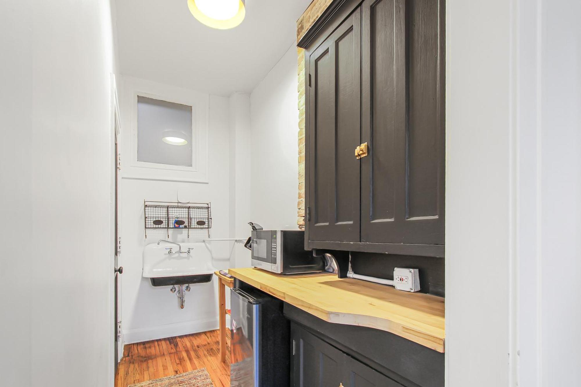 Library Square Suites 톨레도 외부 사진